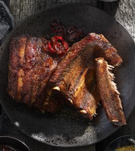 The Meatlovers, Golden Iberico Spareribs, with rub